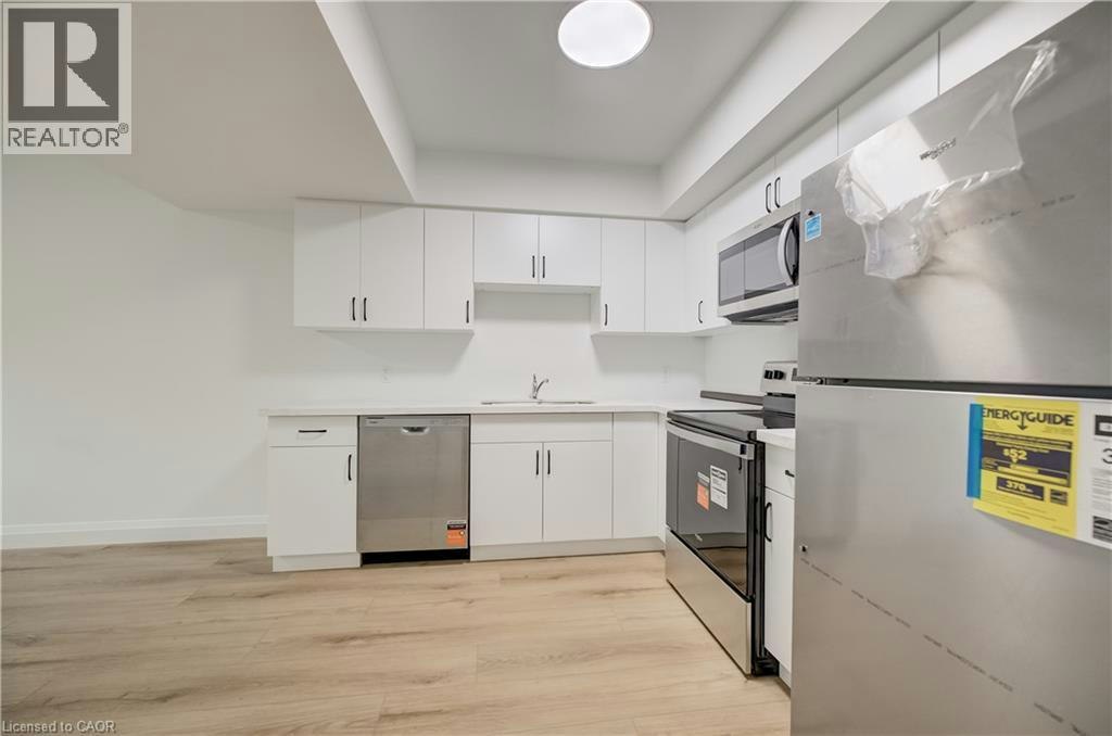 Lower-575 Guelph Street, Kitchener, ON, N2H 5Y2 - 8