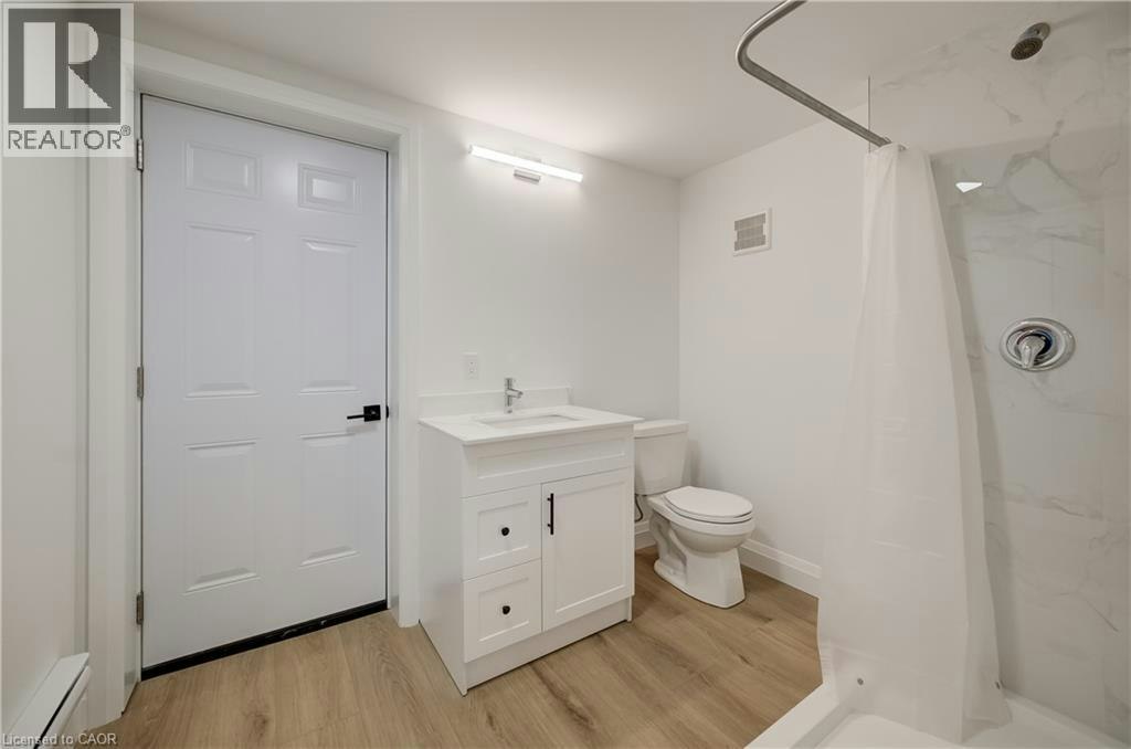 Lower-575 Guelph Street, Kitchener, ON, N2H 5Y2 - 6