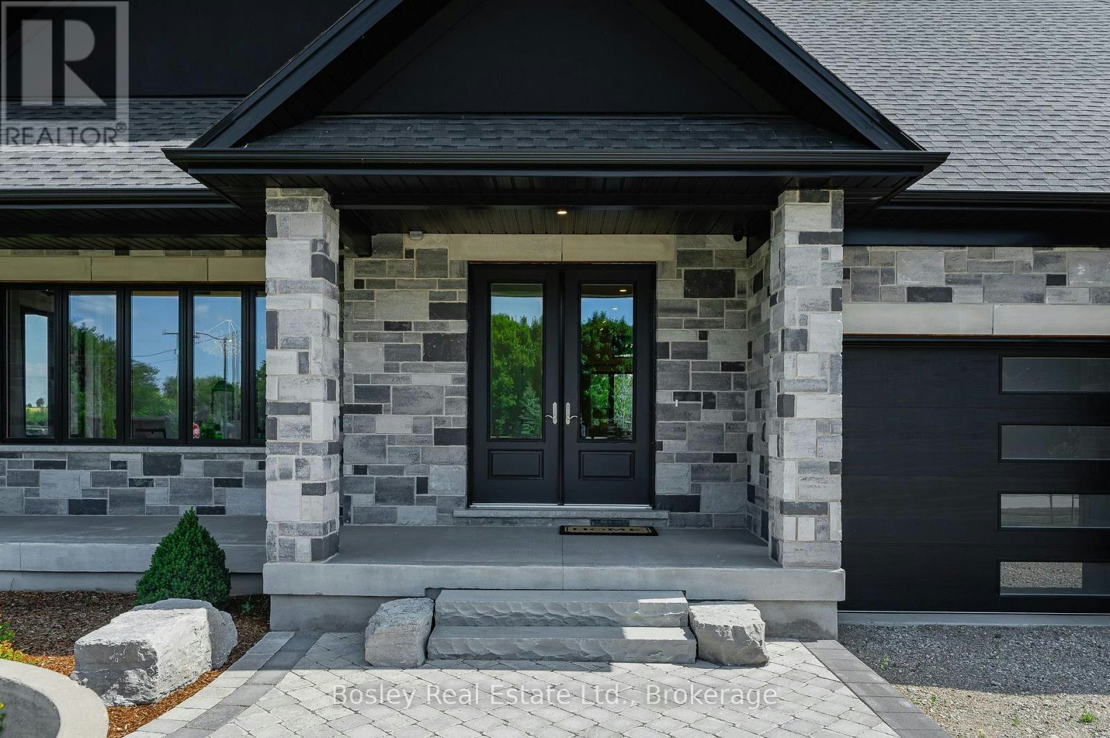 10 Inverhill Avenue, Centre Wellington, ON, N0B 1B0