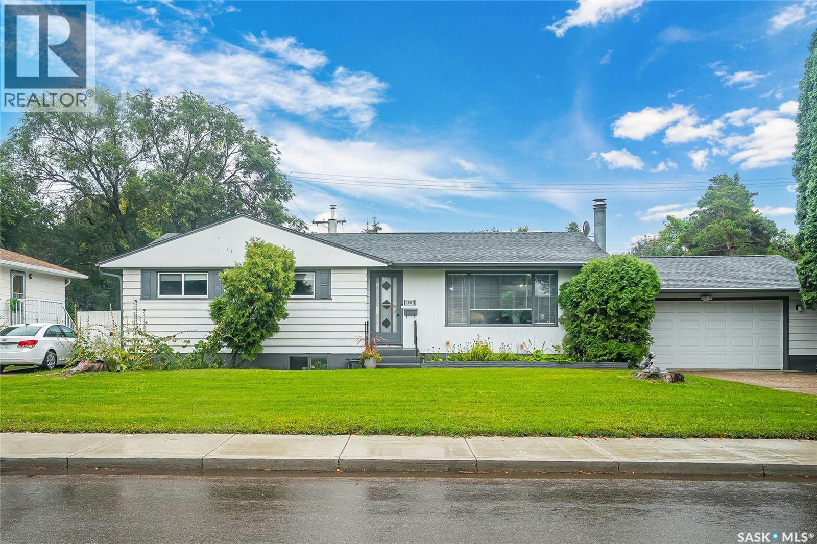 2107 Cumberland Avenue S, Saskatoon, SK, S7J 1Z2