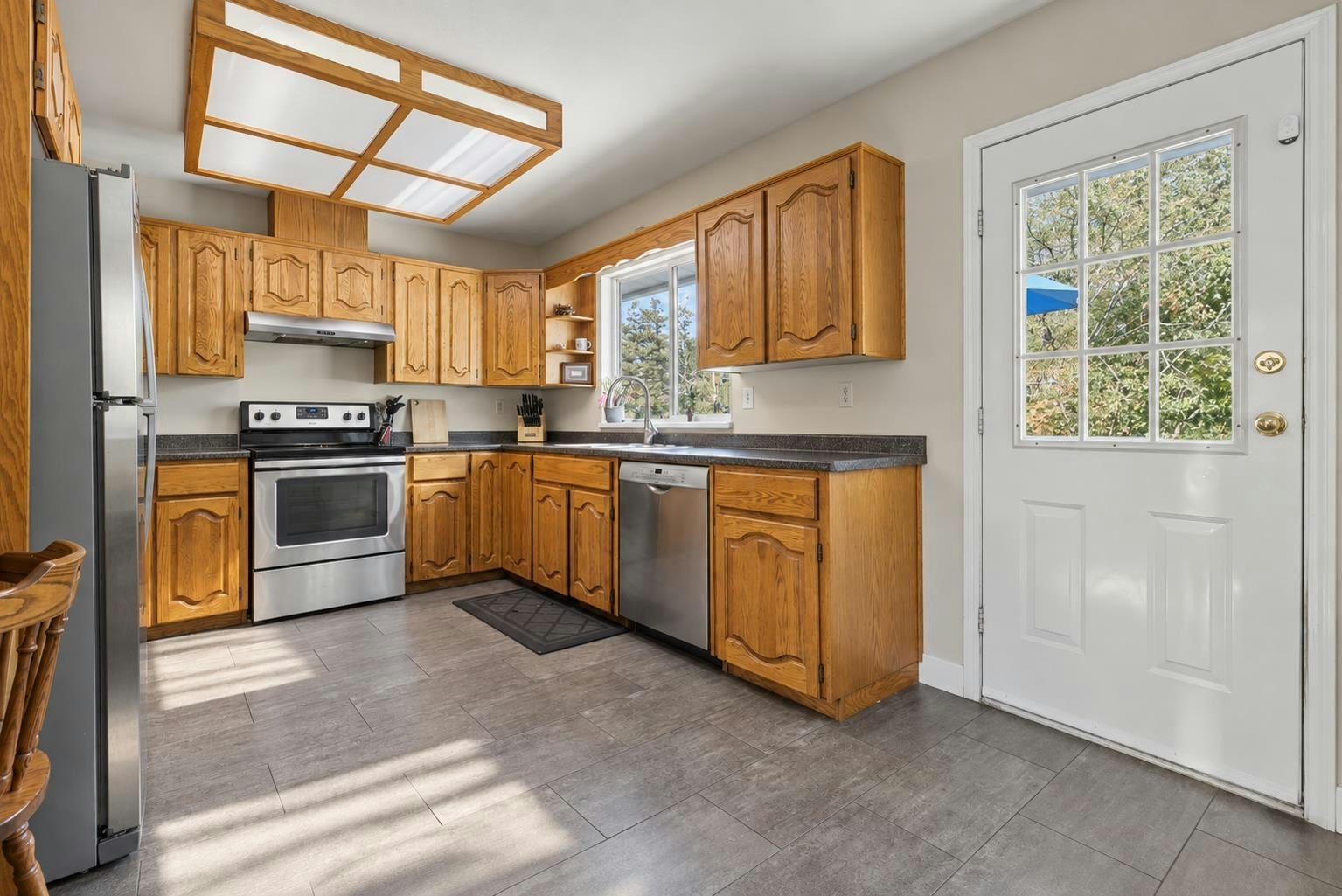 14287 73a Avenue, Surrey, BC, V3W 2R9 - 9