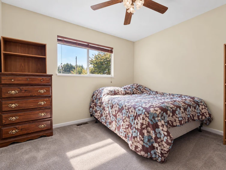 14287 73a Avenue, Surrey, BC, V3W 2R9 - 14