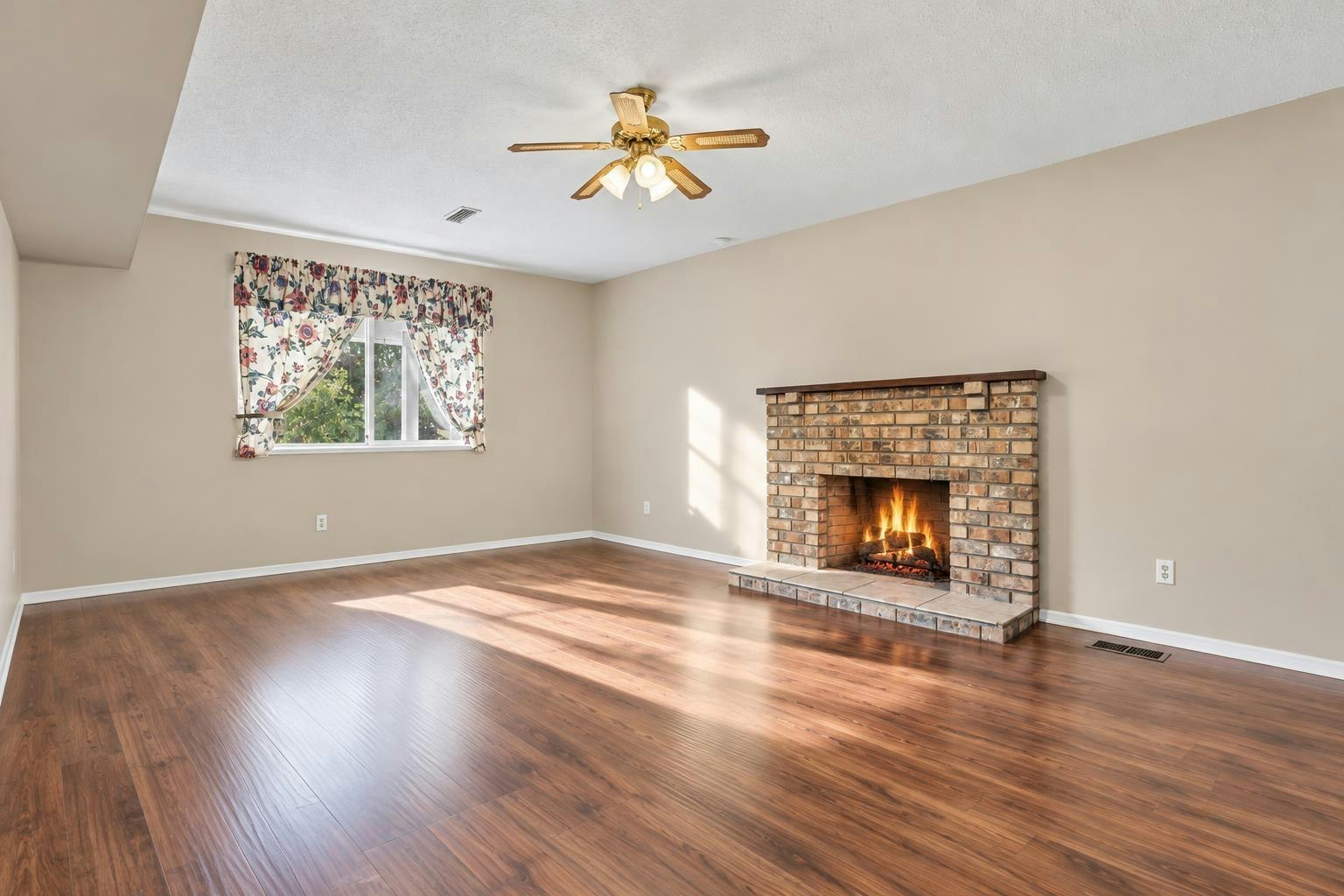 14287 73a Avenue, Surrey, BC, V3W 2R9 - 18