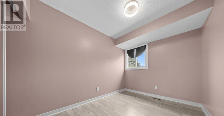 1449 Ridgebrook Drive, Ottawa, ON, K1B 4T1 - 23