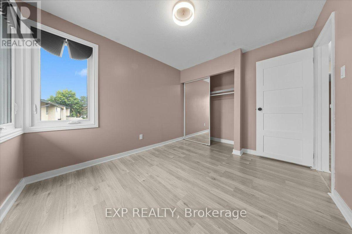 1449 Ridgebrook Drive, Ottawa, ON, K1B 4T1 - 26