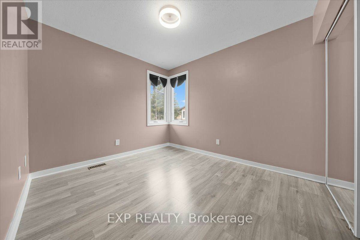 1449 Ridgebrook Drive, Ottawa, ON, K1B 4T1 - 25