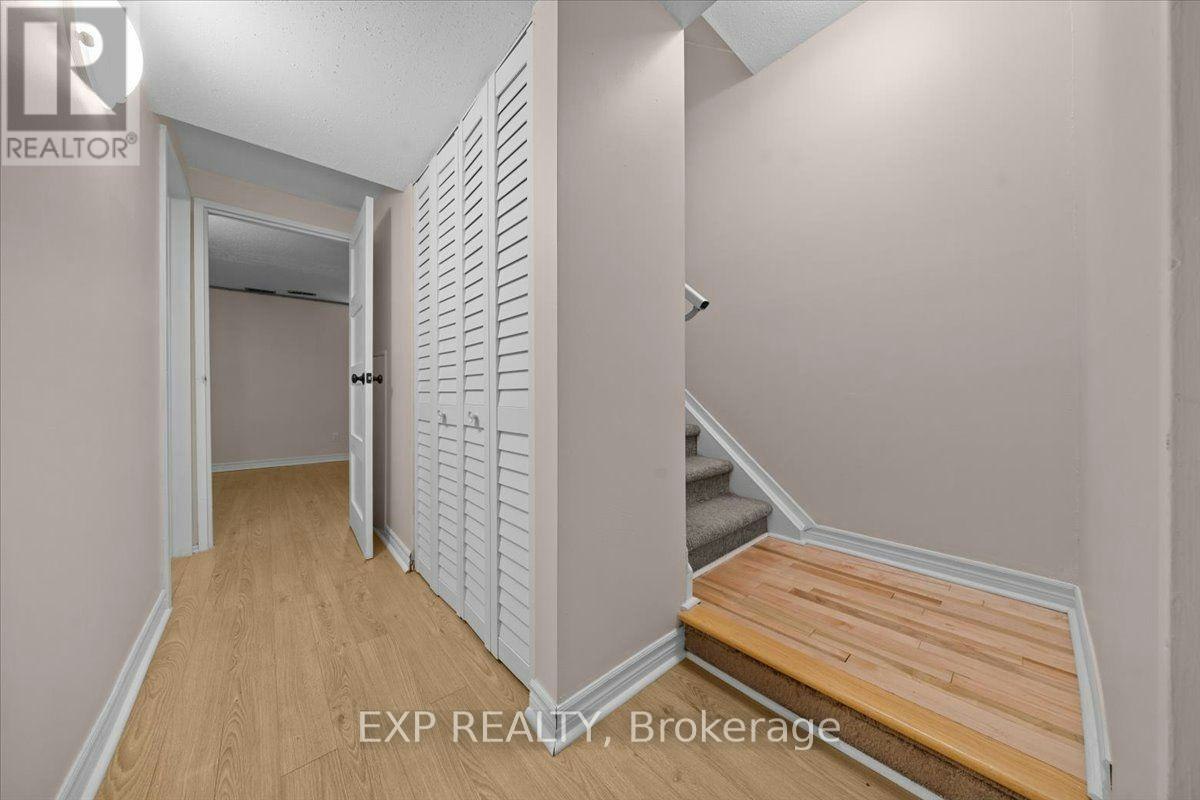 1449 Ridgebrook Drive, Ottawa, ON, K1B 4T1 - 22