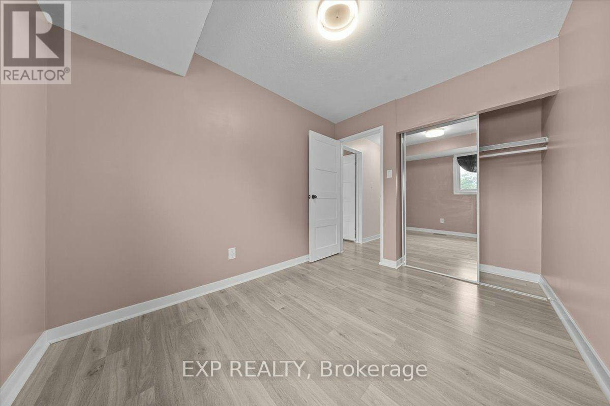 1449 Ridgebrook Drive, Ottawa, ON, K1B 4T1 - 24