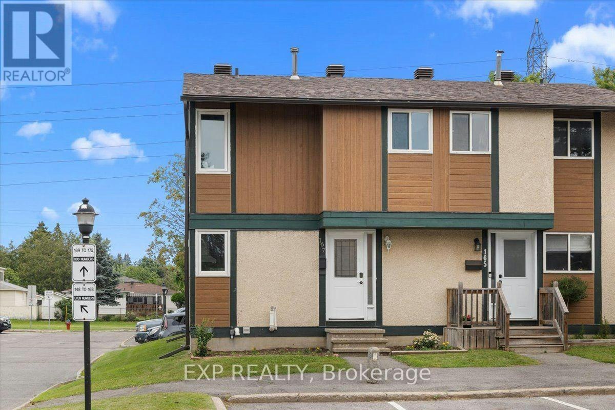 1449 Ridgebrook Drive, Ottawa, ON, K1B 4T1