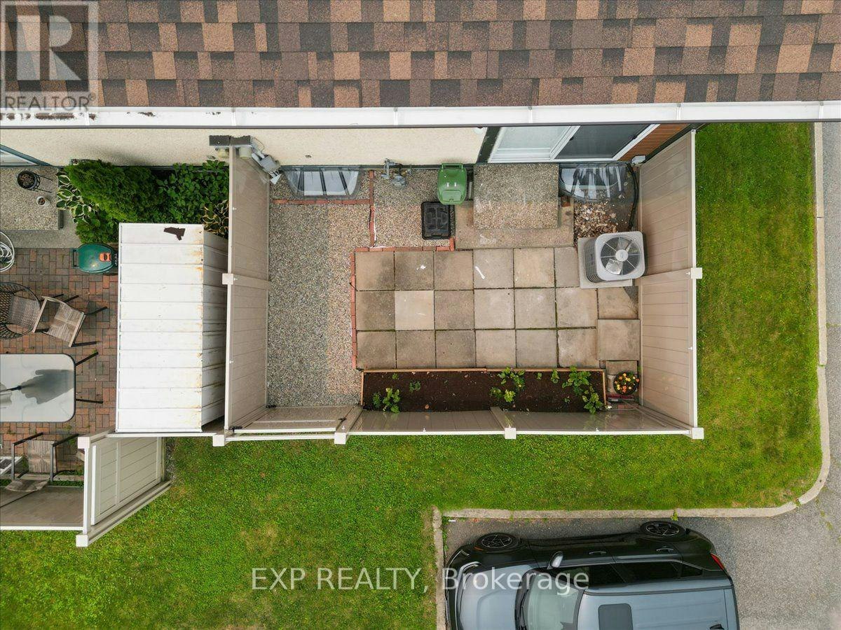 1449 Ridgebrook Drive, Ottawa, ON, K1B 4T1 - 38