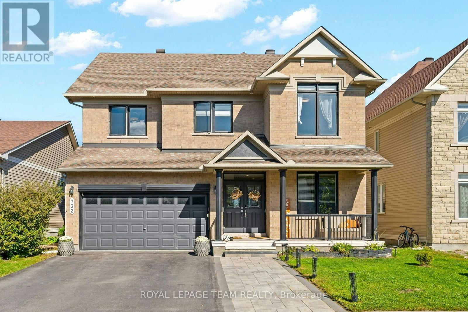 732 Lakebreeze Circle, Ottawa, ON, K4A 0R6