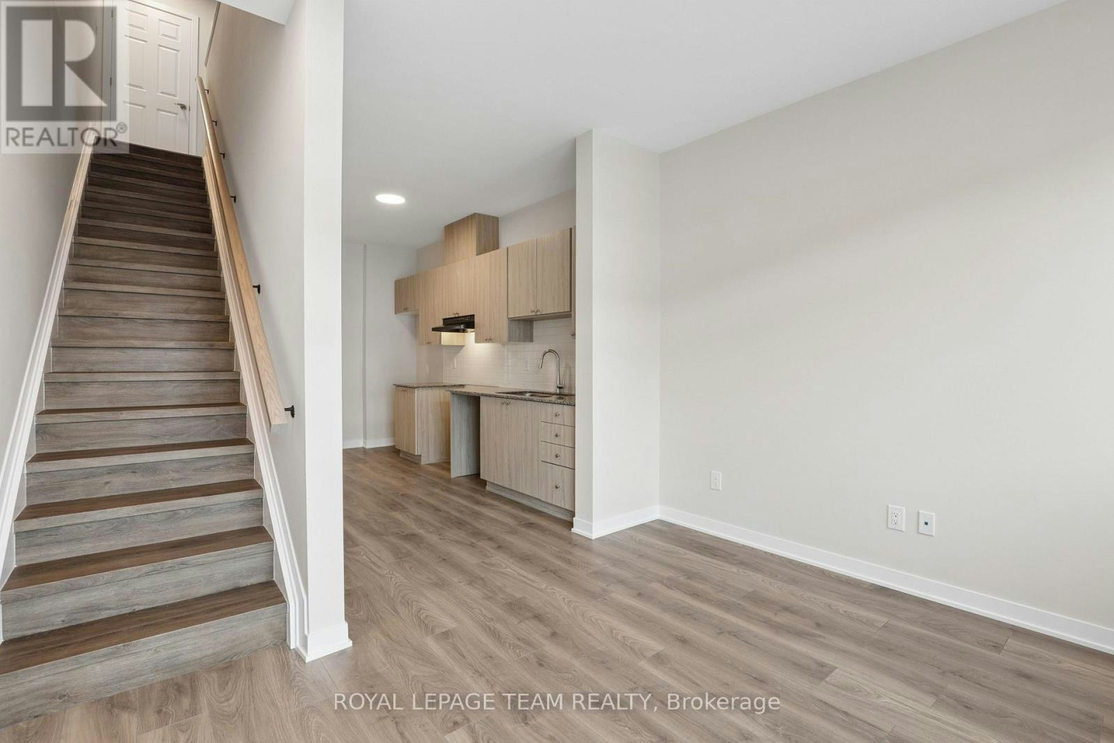 808 Utopie Private, Ottawa, ON, K1W 0Y4 - 19