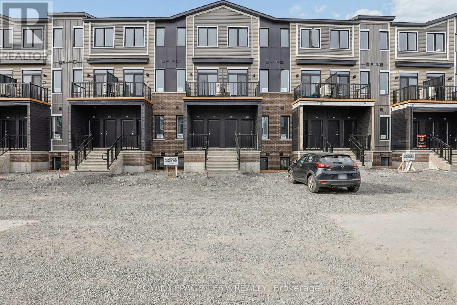 808 Utopie Private, Ottawa, ON, K1W 0Y4