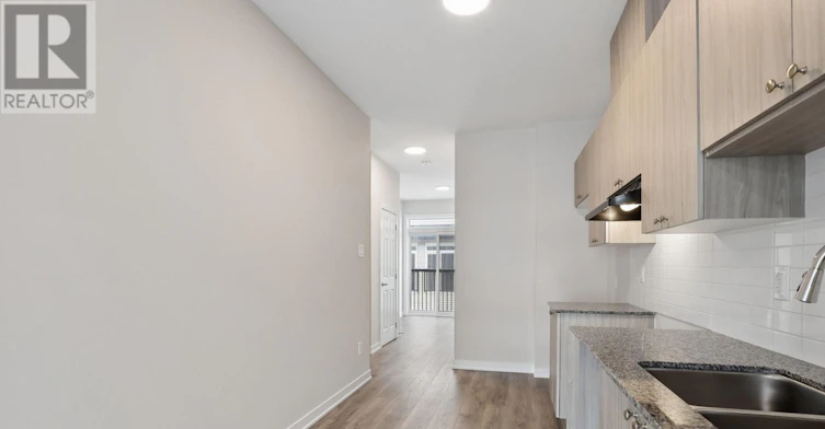 808 Utopie Private, Ottawa, ON, K1W 0Y4 - 15