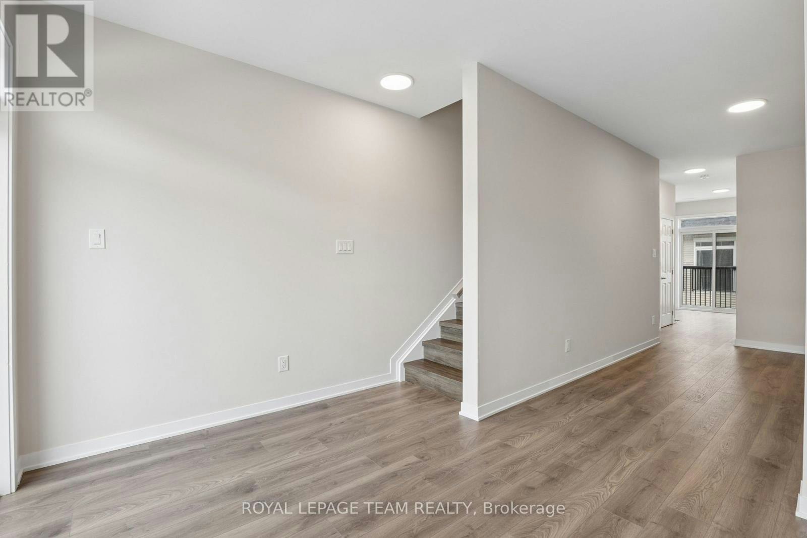 808 Utopie Private, Ottawa, ON, K1W 0Y4 - 20