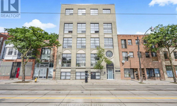 101-426 Queen Street E