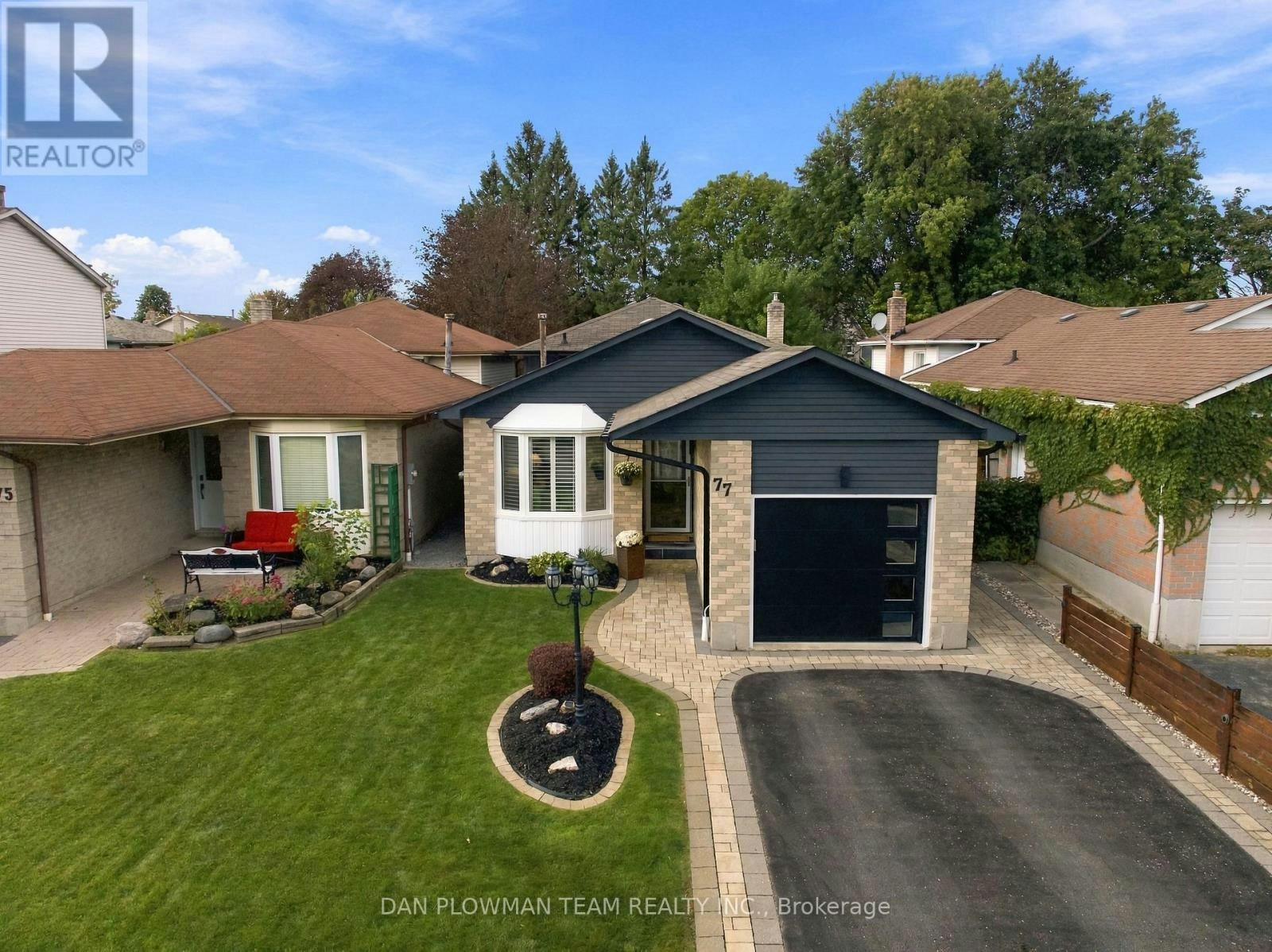 77 Hialeah Crescent, Whitby, ON, L1N 6P9