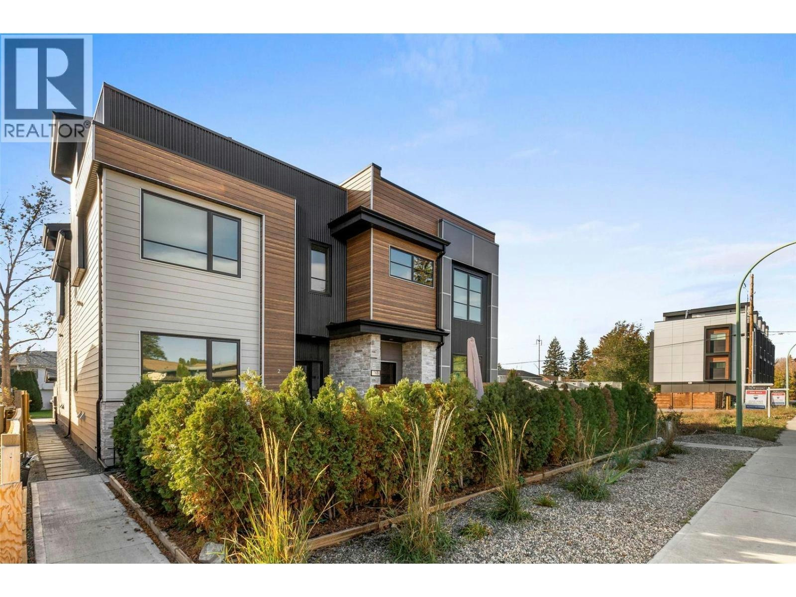4-745 Morrison Avenue, Kelowna, BC, V1Y 5E6