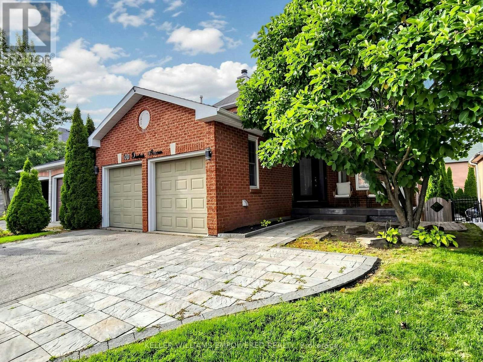 100 Dawlish Avenue, Aurora, ON, L4G 6R4