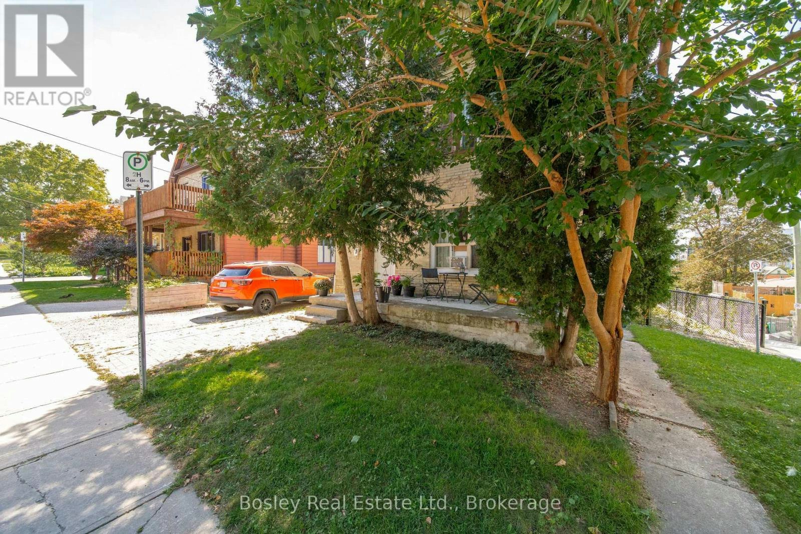 1-63 St George Street, Kitchener, ON, N2G 2T1 - 3
