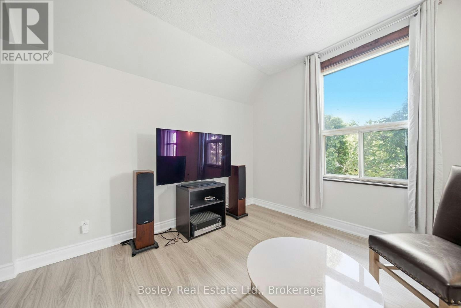 1-63 St George Street, Kitchener, ON, N2G 2T1 - 13
