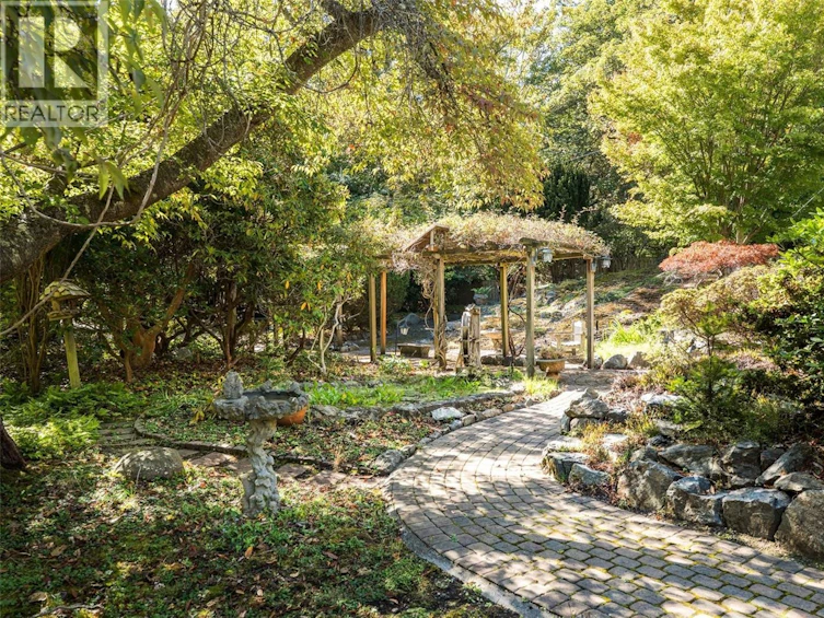 30 Beach Drive, Oak Bay, BC, V8S 2L2 - 31
