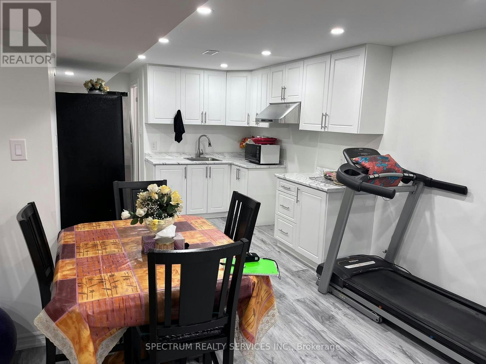 BASEMENT-84 Blue Mountain Drive, Hamilton, ON, L0R 1P0 - 6