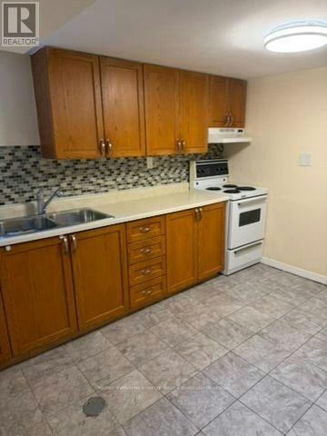 713 Yeremi Street, Pickering, ON, L1W 2W8 - 3