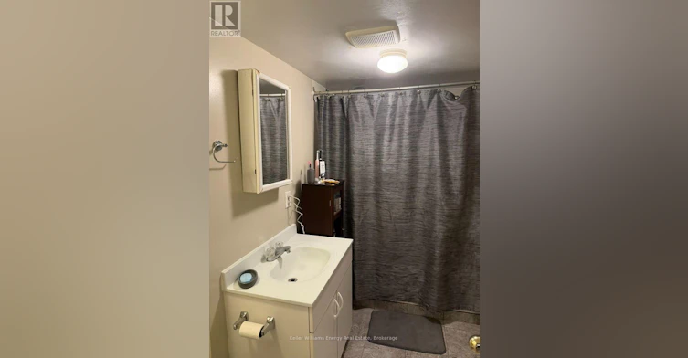 713 Yeremi Street, Pickering, ON, L1W 2W8 - 9