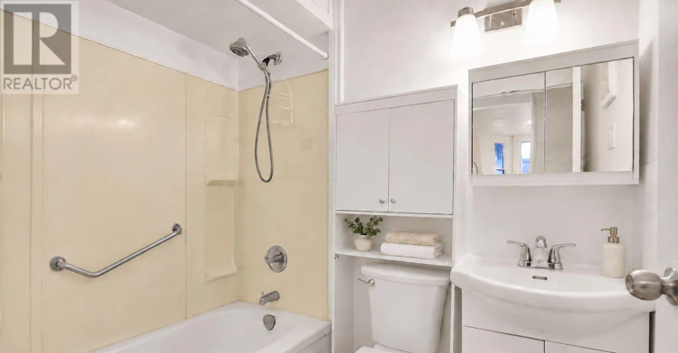 2-21 Jessie Street, St. Thomas, ON, N5P 1P7 - 9