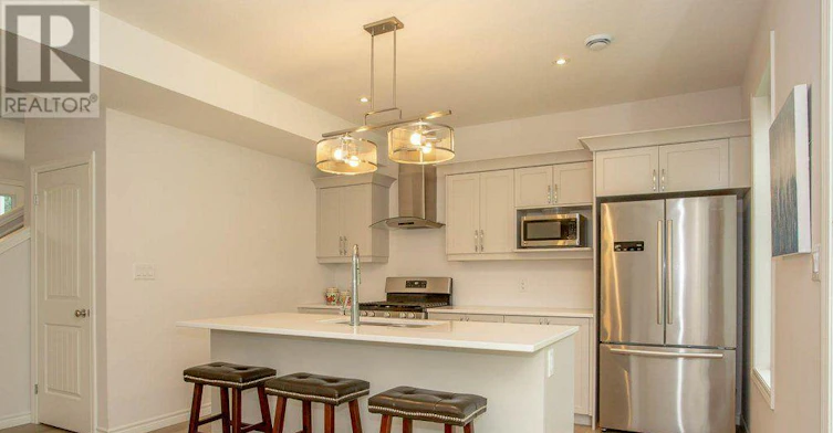 471 George Street, Port Stanley, ON, N5L 0B1 - 2