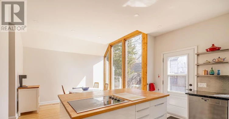 252 Daly Avenue, Ottawa, ON, K1N 6G5 - 6