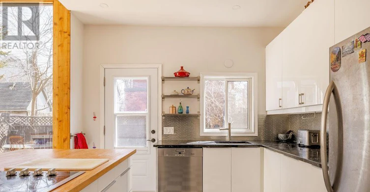 252 Daly Avenue, Ottawa, ON, K1N 6G5 - 4