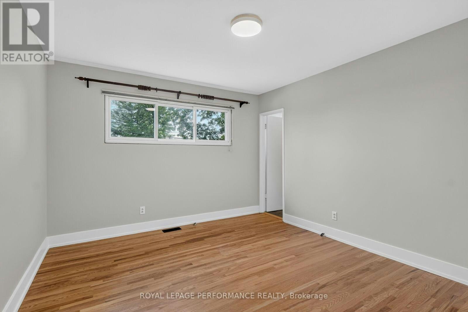 2337 Samuel Drive, Ottawa, ON, K1G 3C3 - 32