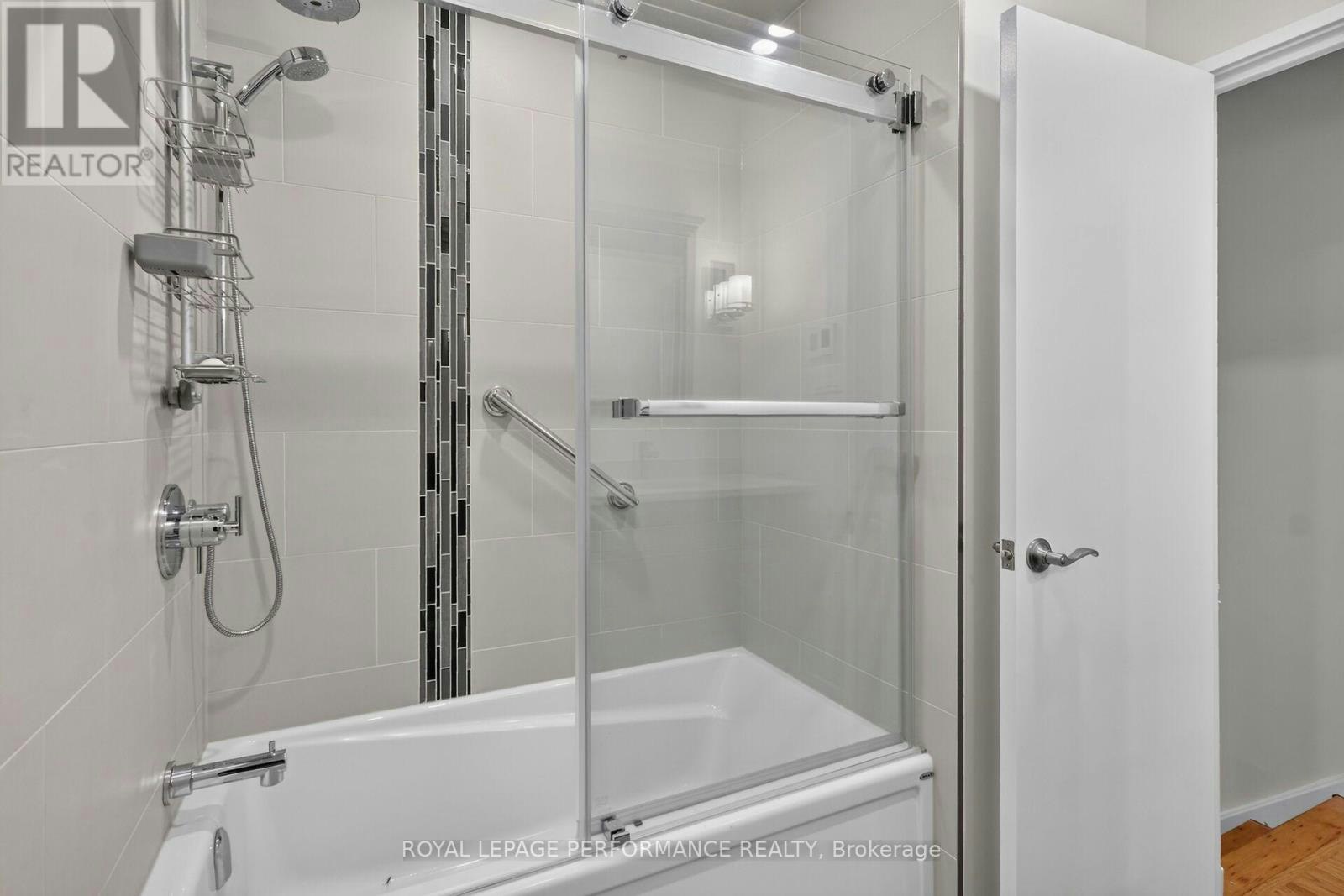 2337 Samuel Drive, Ottawa, ON, K1G 3C3 - 24