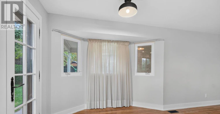 2337 Samuel Drive, Ottawa, ON, K1G 3C3 - 11
