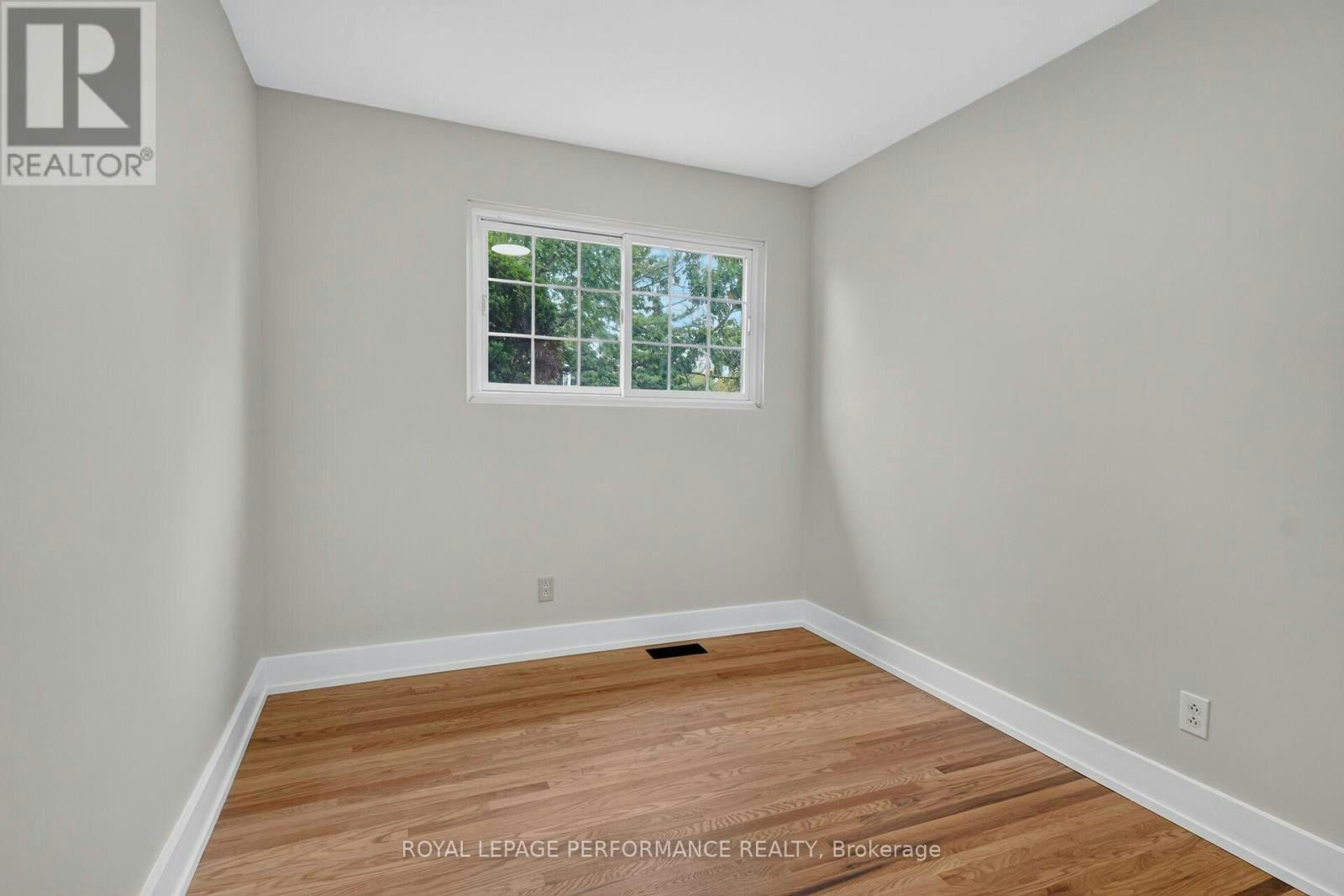2337 Samuel Drive, Ottawa, ON, K1G 3C3 - 28