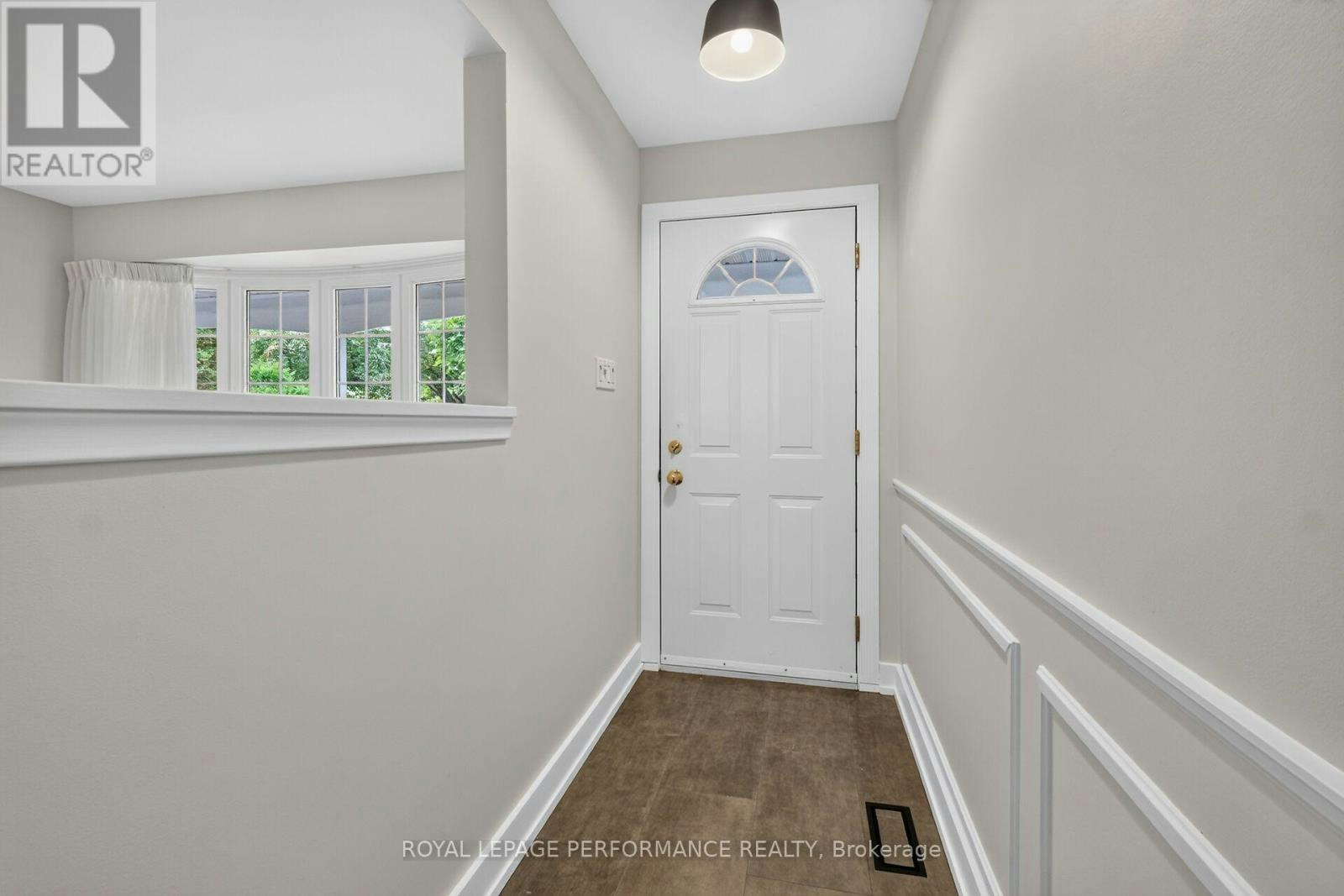 2337 Samuel Drive, Ottawa, ON, K1G 3C3 - 3