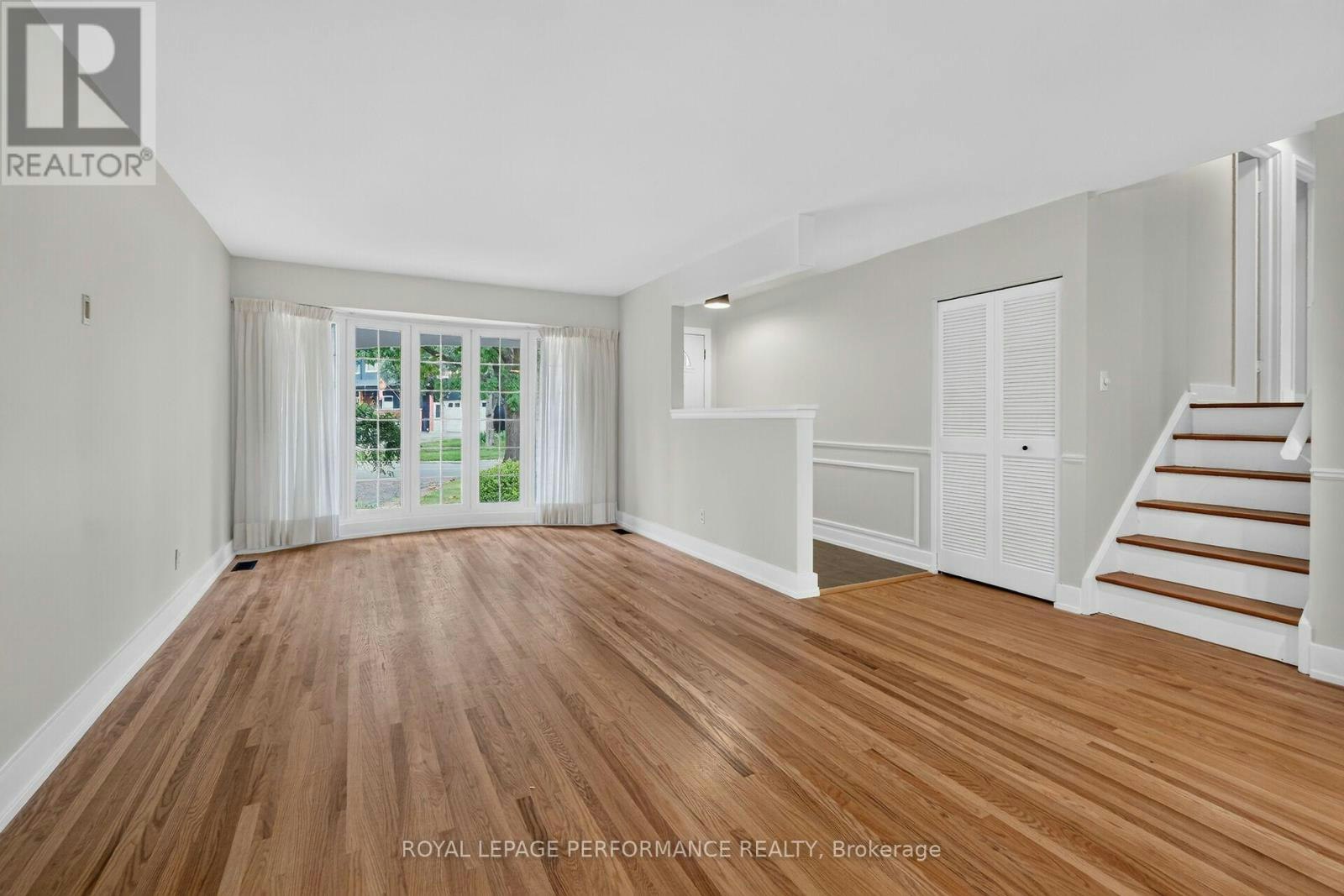 2337 Samuel Drive, Ottawa, ON, K1G 3C3 - 5