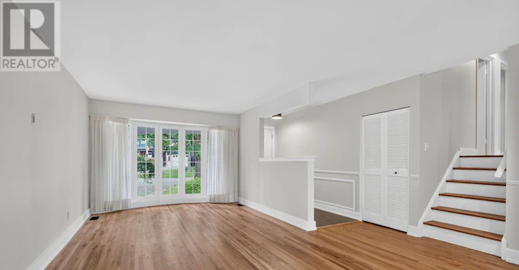 2337 Samuel Drive, Ottawa, ON, K1G 3C3 - 5