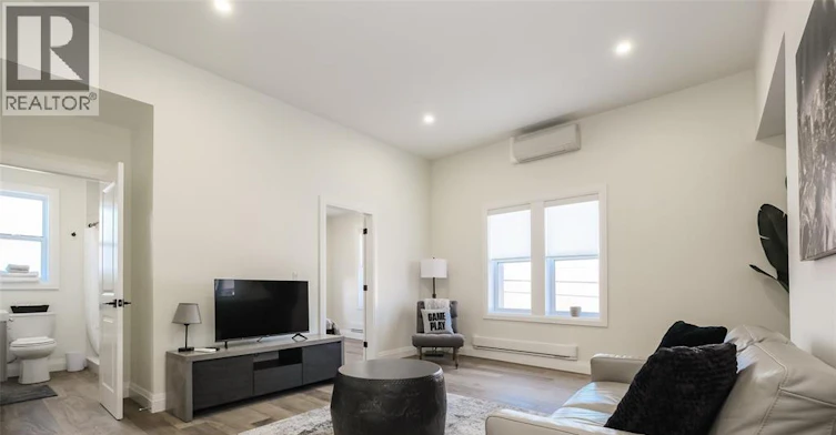1-1231 University Avenue, Windsor, ON, N9A 5T2 - 5