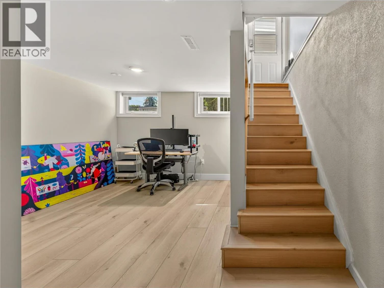 913 Moosejaw Street, Penticton, BC, V2A 5T5 - 8