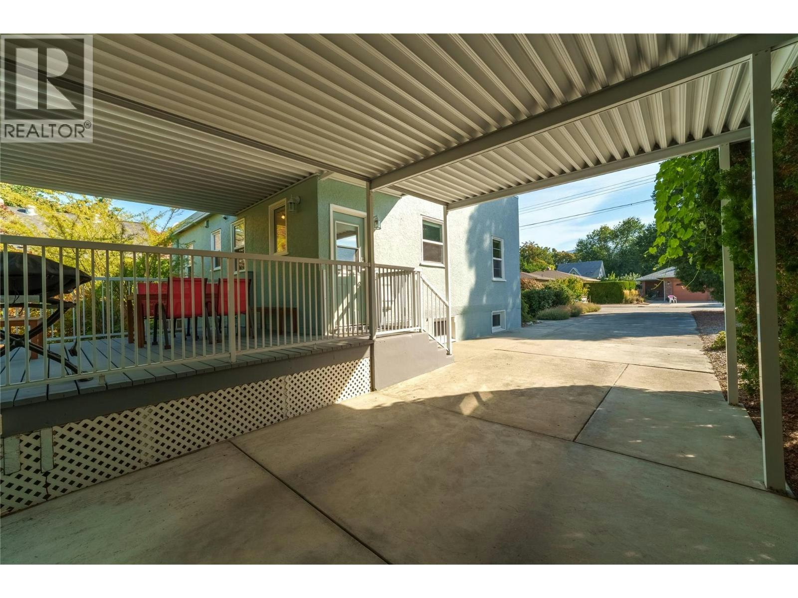 913 Moosejaw Street, Penticton, BC, V2A 5T5 - 29