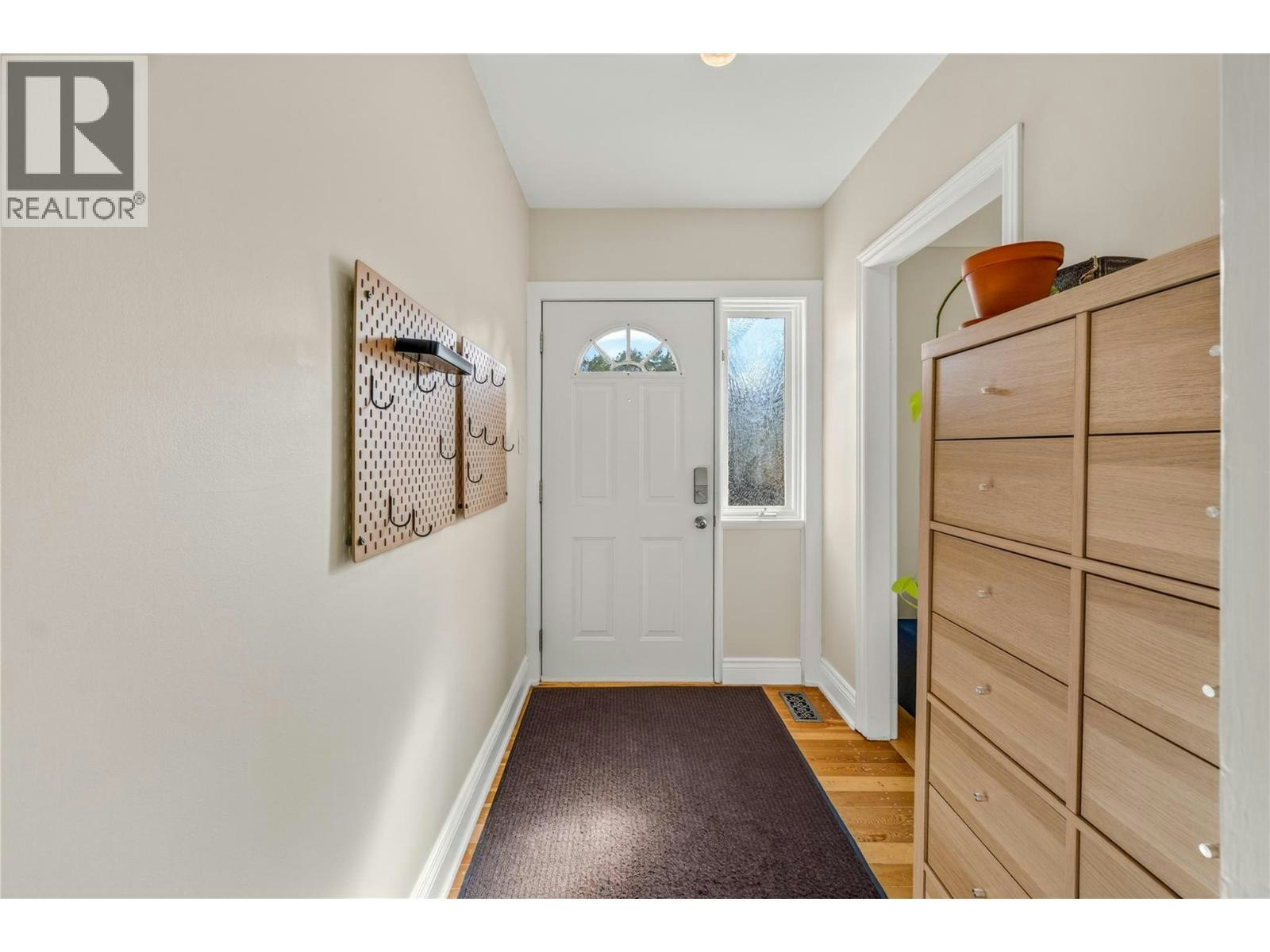 913 Moosejaw Street, Penticton, BC, V2A 5T5 - 9