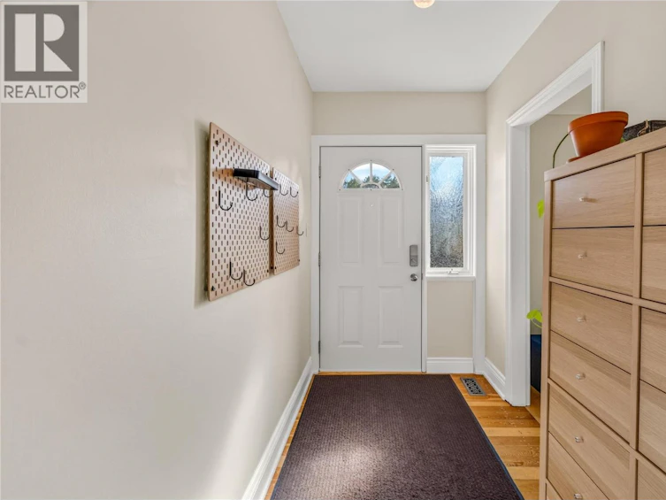 913 Moosejaw Street, Penticton, BC, V2A 5T5 - 9
