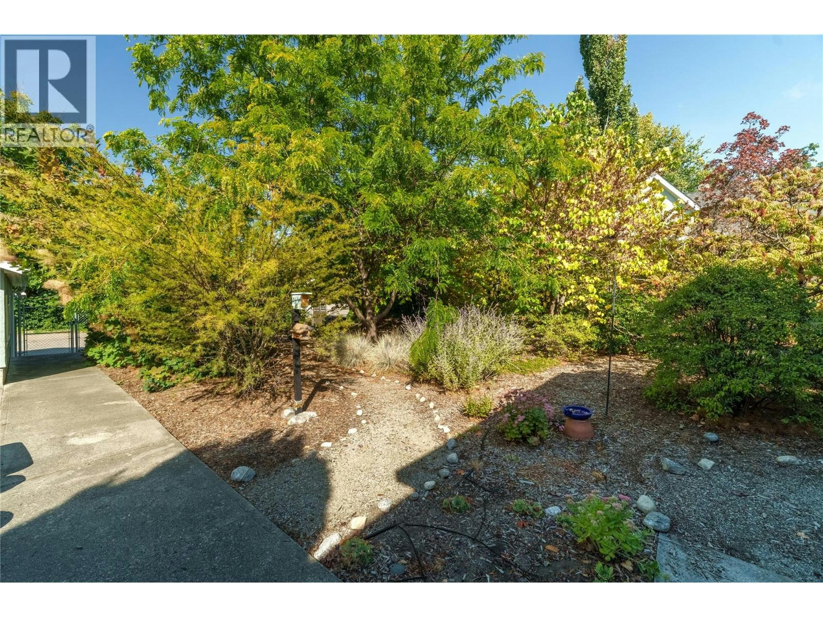 913 Moosejaw Street, Penticton, BC, V2A 5T5 - 43