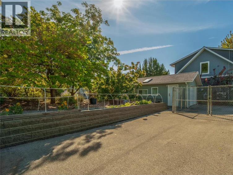 913 Moosejaw Street, Penticton, BC, V2A 5T5 - 36