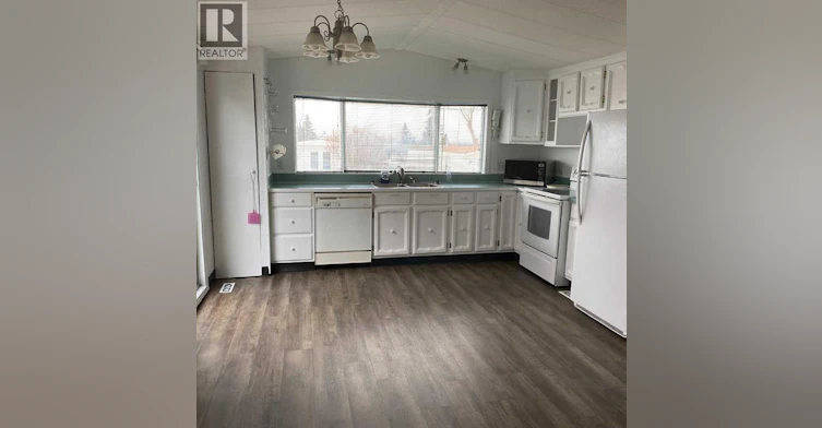 9738 119a Avenue, Grande Prairie, AB, T8V 5H7 - 2
