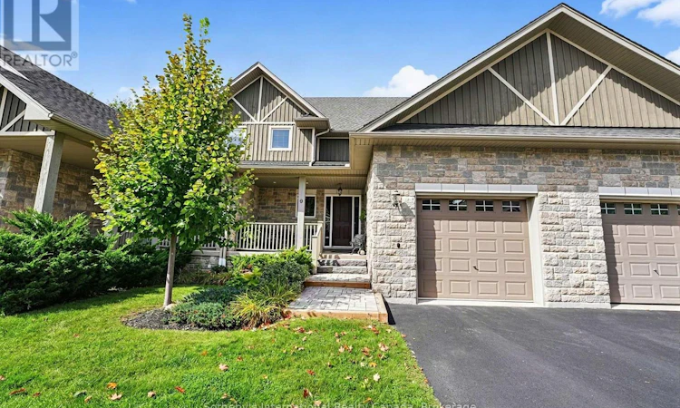 9 Meadowbrook Lane
