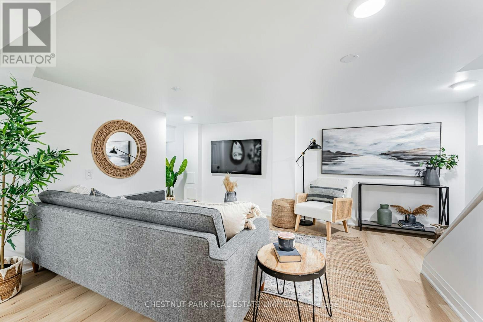 LOWER-101 Oakcrest Avenue, Toronto, ON, M4C 1B4 - 5